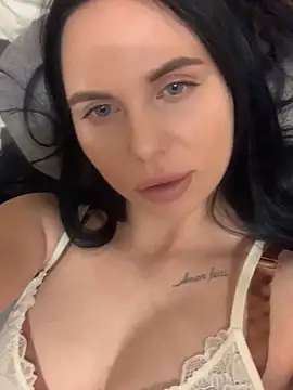 ksenia123 online show from February 3, 7:19 pm