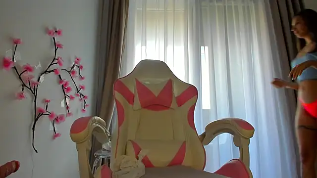 Anya Belle online show from June 14, 4:14 am