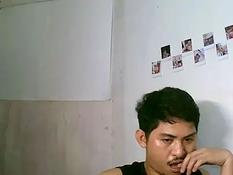 Snapshot of cuteipinoy chatting on October 4, 4:05 pm cuteipinoy online show from October 4, 4:05 pm