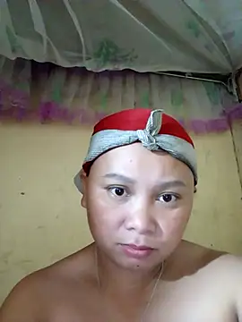 -Kitty-92 online show from November 17, 12:16 am