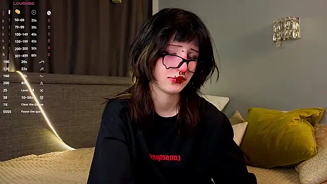 KandraCruser online show from December 5, 8:05 pm