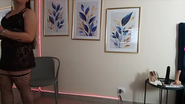 TiffanyStorms LS online show from September 20, 11:44 am
