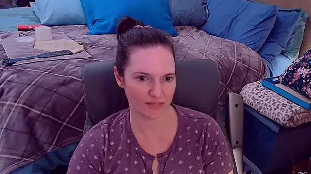 ninajaymes online show from October 17, 9:28 pm