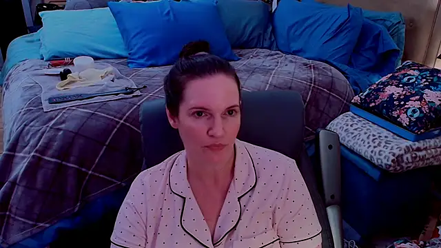 Snapshot of ninajaymes chatting on May 18, 11:32 pm ninajaymes online show from May 18, 11:32 pm
