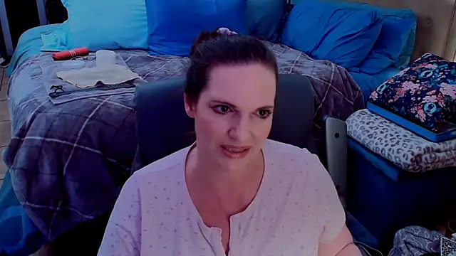 Snapshot of ninajaymes chatting on June 11, 3:15 am ninajaymes online show from June 11, 3:15 am