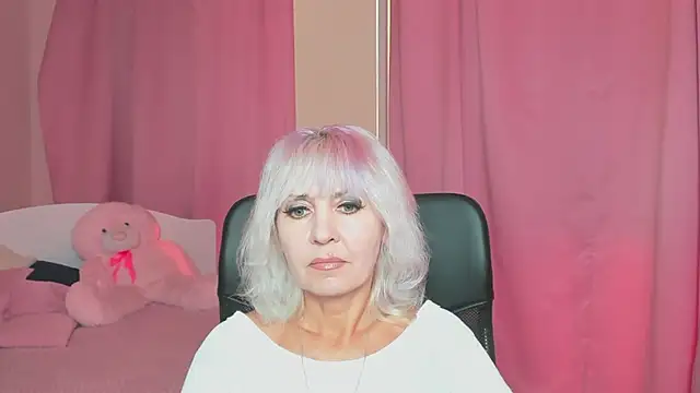 Snapshot of MissVall chatting on September 18, 3:58 pm MissVall online show from September 18, 3:58 pm