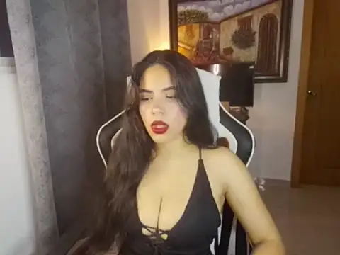 Snapshot of SuperNovaXOX chatting on November 2, 6:05 am SuperNovaXOX online show from November 2, 6:05 am