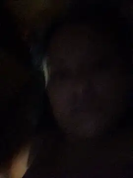 Snapshot of EAAM1@xh chatting on May 3, 1:22 am EAAM1xh online show from May 3, 1:22 am