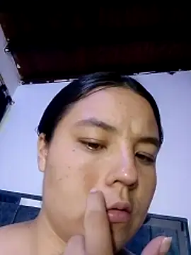 Snapshot of Golosa_hard_sex chatting on November 11, 10:32 pm Golosa hard sex online show from November 11, 10:32 pm