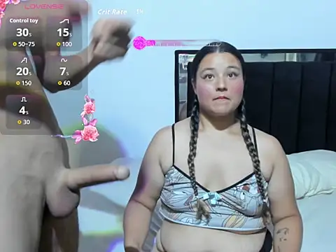 Snapshot of Golosa_hard_sex chatting on November 22, 12:20 am Golosa hard sex online show from November 22, 12:20 am