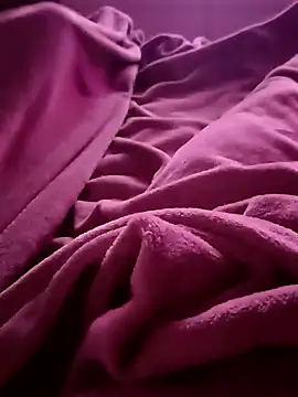 Snapshot of NiceBadgera chatting on October 12, 10:20 pm NiceBadgera online show from October 12, 10:20 pm