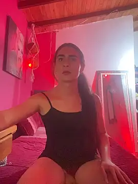 Snapshot of lola_diez chatting on October 17, 3:53 am lola diez online show from October 17, 3:53 am