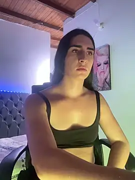 Snapshot of lola_diez chatting on November 29, 12:35 am lola diez online show from November 29, 12:35 am