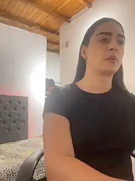 lola diez online show from March 18, 12:47 am