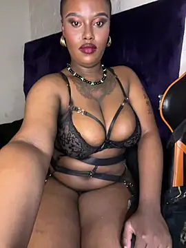 QUEEN NOBUHLE 777 online show from February 23, 5:21 pm