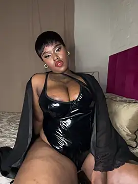 QUEEN NOBUHLE 777 online show from April 15, 10:43 pm