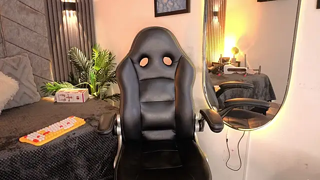 1Anya online show from December 16, 8:03 pm