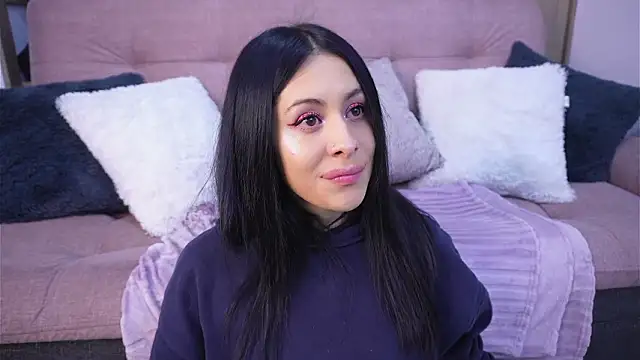 SophiieCumsx online show from February 14, 5:04 am