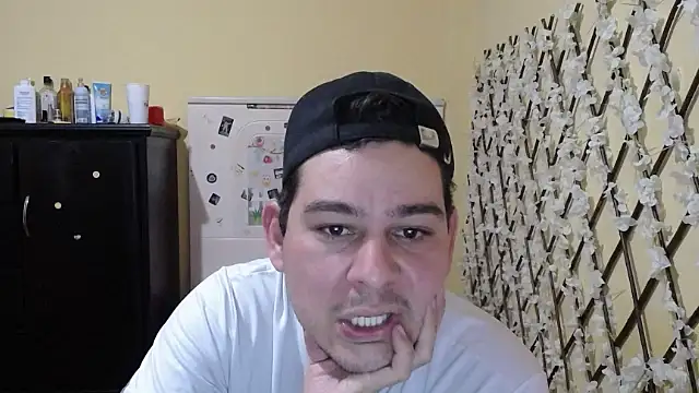 arvahot69 online show from December 3, 3:25 am