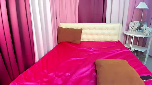 Chantalriches online show from November 8, 6:40 pm