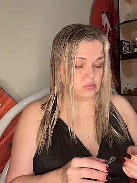 Nayvessa online show from November 20, 6:51 pm