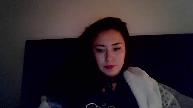 Emparia online show from November 8, 12:00 am