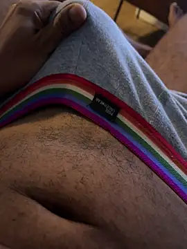 Hiuwee online show from March 6, 10:39 pm