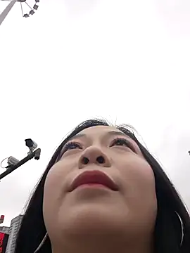 smgirls online show from October 21, 9:32 am