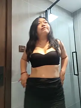 smgirls online show from October 23, 6:17 pm