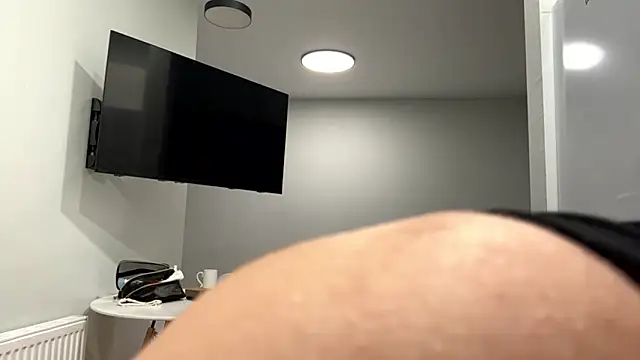 Snapshot of Denni_Spilber chatting on January 31, 7:23 pm Denni Spilber online show from January 31, 7:23 pm