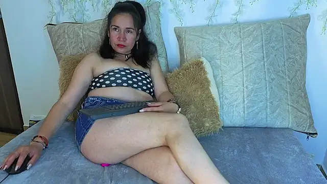 Thania fox online show from September 27, 7:52 pm