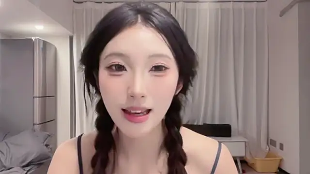 Snapshot of ZhaoZhao-ZM chatting on September 26, 1:04 pm ZhaoZhao-ZM online show from September 26, 1:04 pm