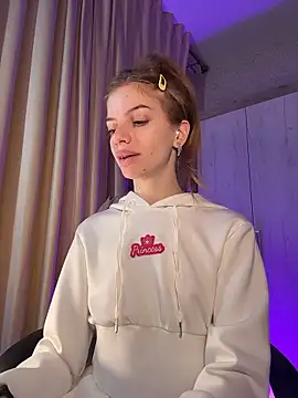 mari  papi online show from January 10, 3:14 pm