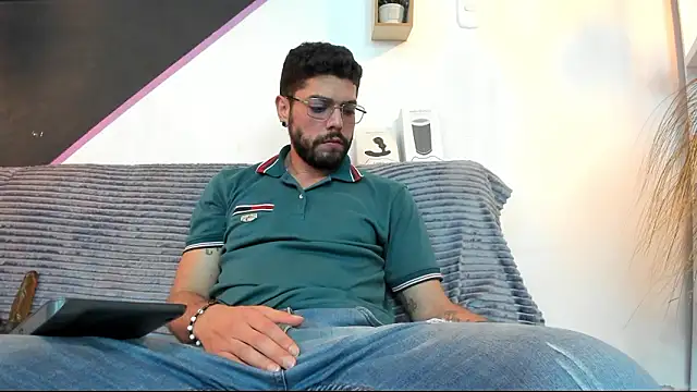 DanteWinter online show from March 29, 3:39 am