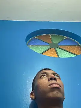 Snapshot of bb_bigblack chatting on November 2, 9:50 pm bb bigblack online show from November 2, 9:50 pm