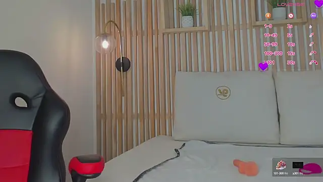 emma cleir online show from September 24, 6:44 pm