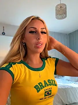 HeidiMae online show from September 15, 4:18 pm