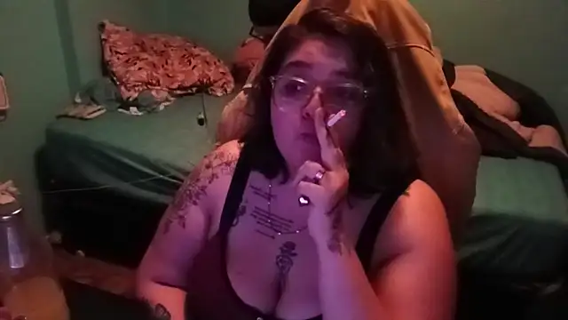 yxngboobs online show from June 7, 1:32 am