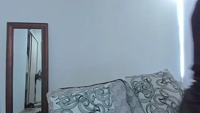 KingLevi01 online show from May 27, 4:48 pm