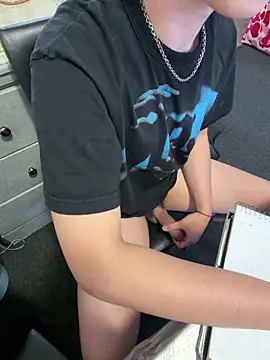 Pikachu19yo online show from January 31, 9:02 pm