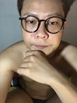 Snapshot of datnguyenvn chatting on February 21, 5:08 am datnguyenvn online show from February 21, 5:08 am