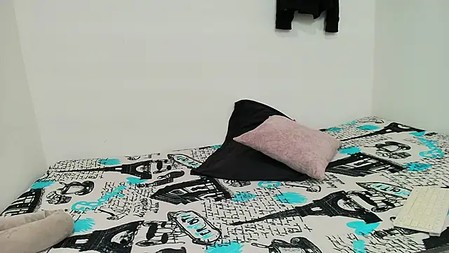dom-devildakota online show from September 30, 9:31 pm