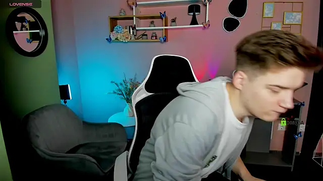 danny cool online show from November 29, 8:12 pm