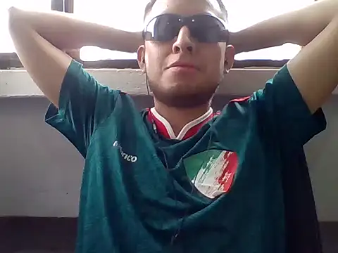 aczinovelez342 online show from November 2, 8:11 pm