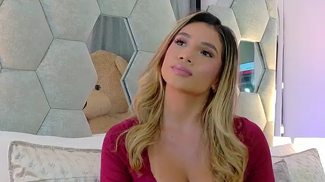 NicoleArmani online show from February 14, 1:13 am