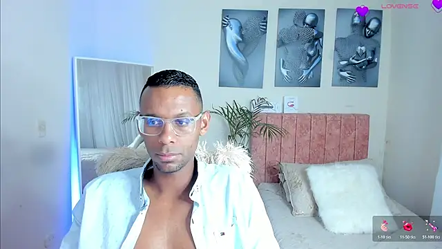 KingEdward  online show from November 12, 11:10 am