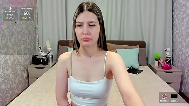 Snapshot of AmelliaClark chatting on November 14, 2:10 am AmelliaClark online show from November 14, 2:10 am