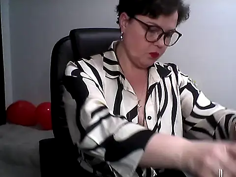 EllaLove2277 online show from February 21, 5:03 pm