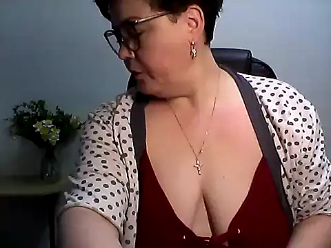 EllaLove2277 online show from April 17, 4:15 am