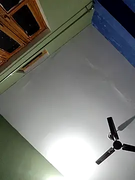 bitch-horny online show from February 5, 11:53 pm